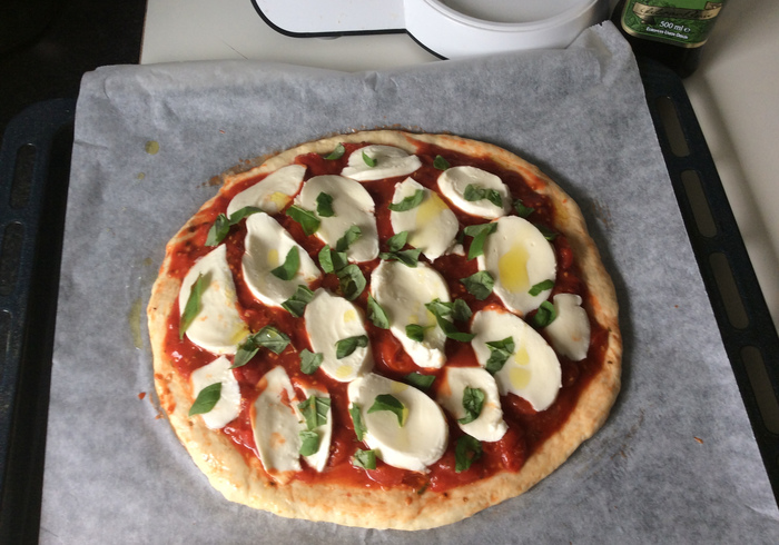 Pizza margherita 11