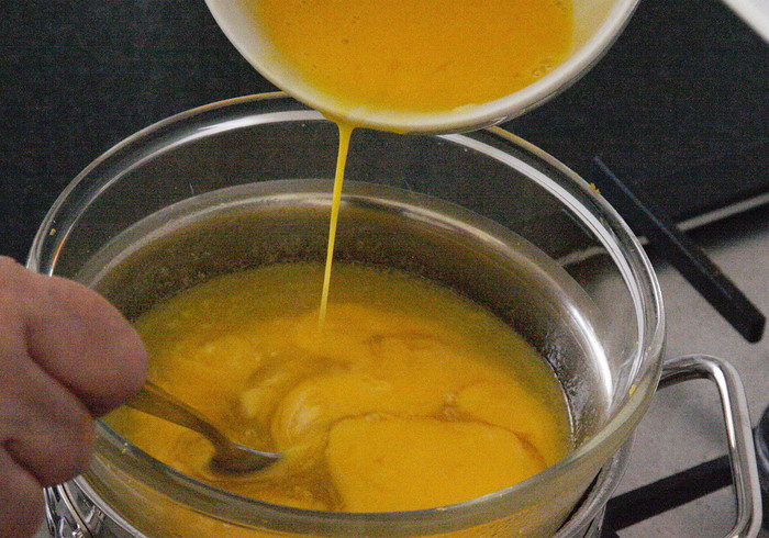Homemade lemon curd 06