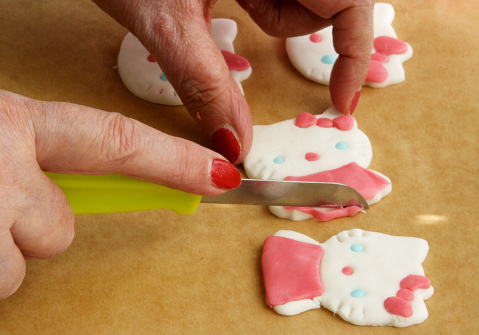 Hello kitty cupcakes 04