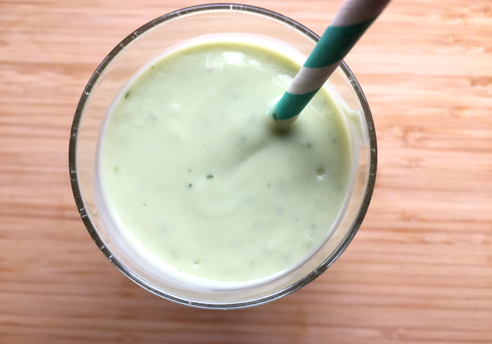 Avocado smoothie 06