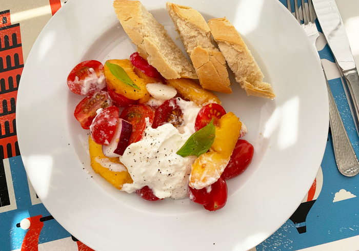 Tomaat perzik burrata salade sidepicll