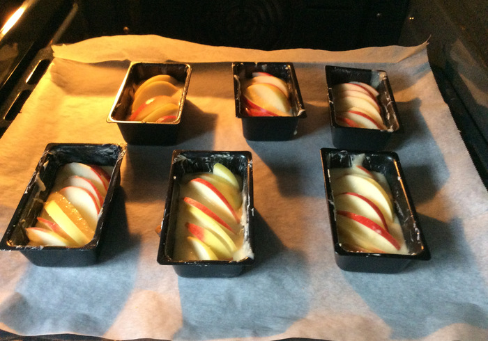 Apple cakes 12