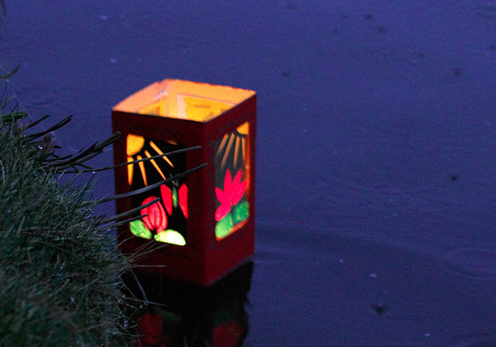 Floating light promo