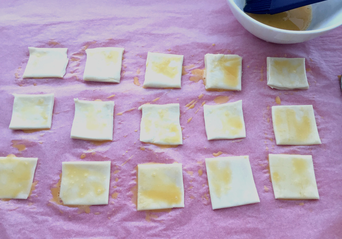 Pesto pizza bites 10