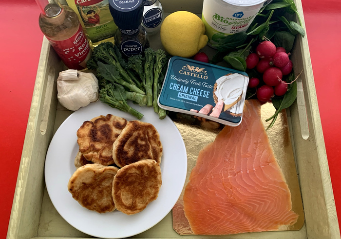 Blini's met zalm sidepic