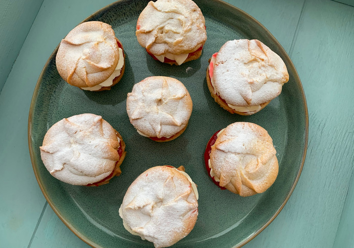 Viennese whirls sidepicll