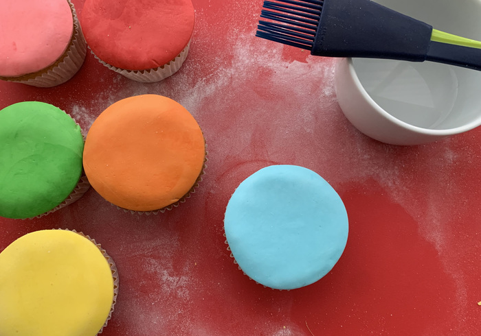 Divali cupcakes 14