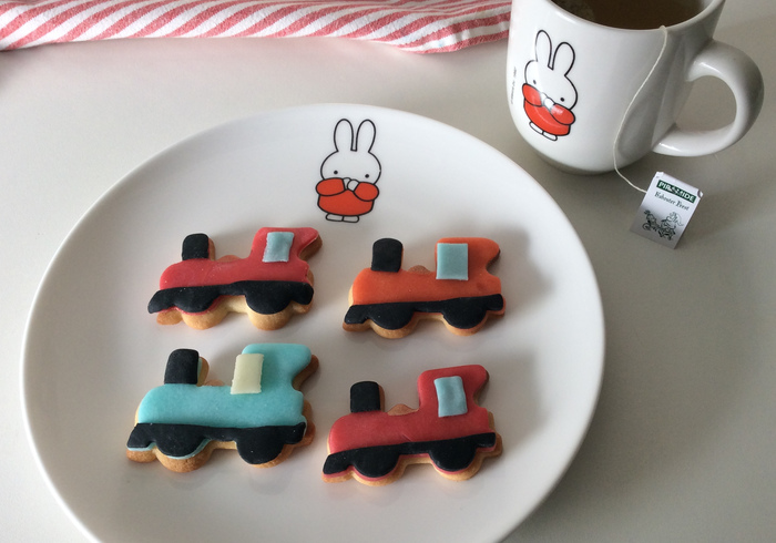 Train biscuits home