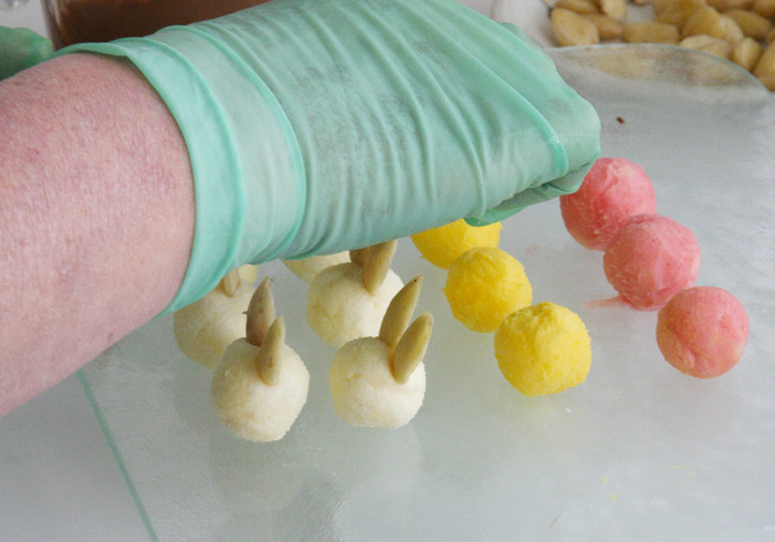Paas petit fours 04