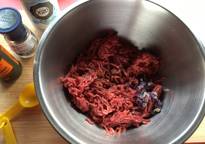 Beef burger 02