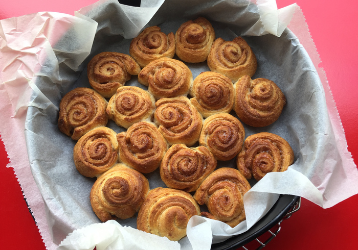 Easy cinnaman rolls 12