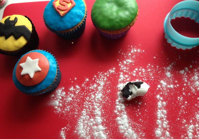 Marvel cupcakes 09