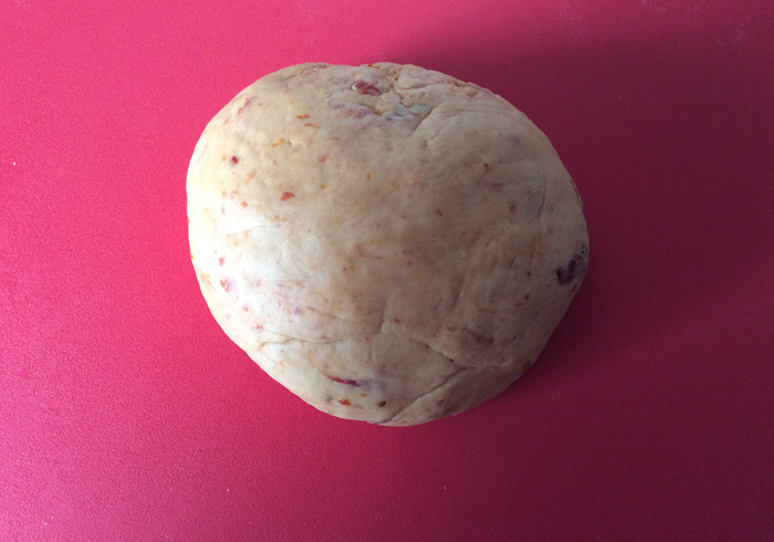 Sundried tomato bread 16