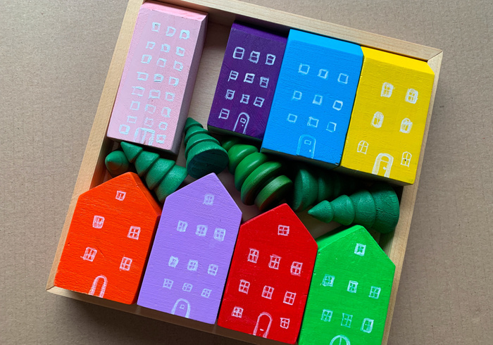 Houten montessori bakje 12