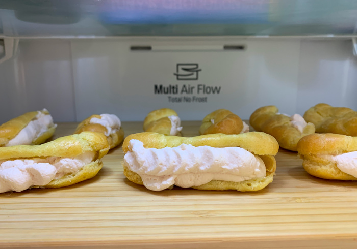 Mini raspberry eclairs 16