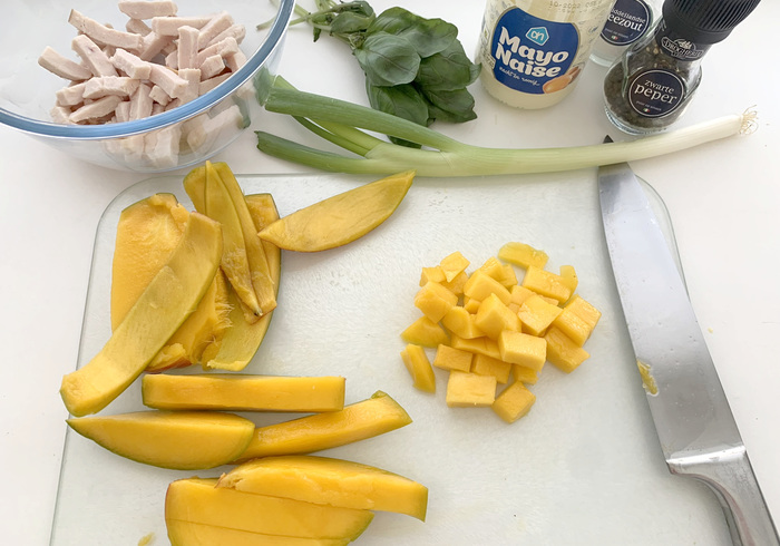 Chicken mango salad 02