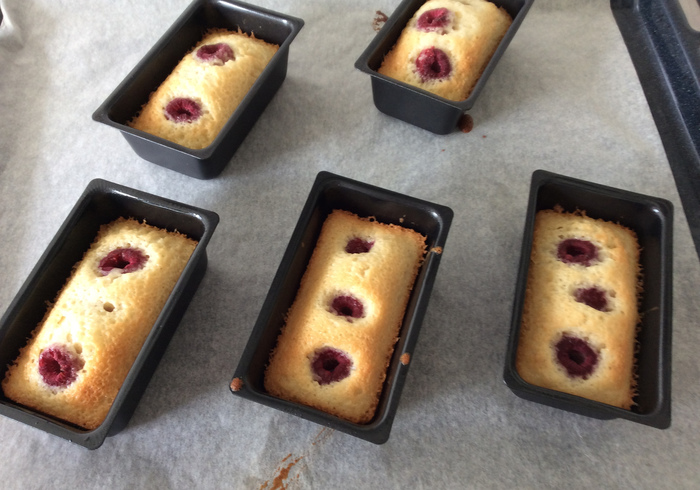 Raspberry financiers 13