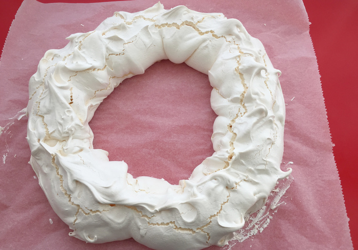 Meringue christmas wreath 14