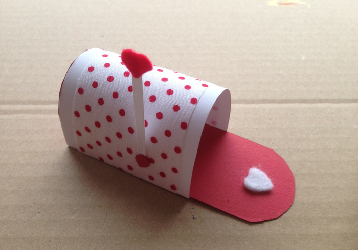 Valentine mailbox 10