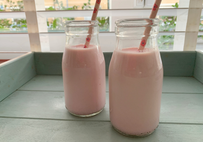 Aardbeien melk sidepicll