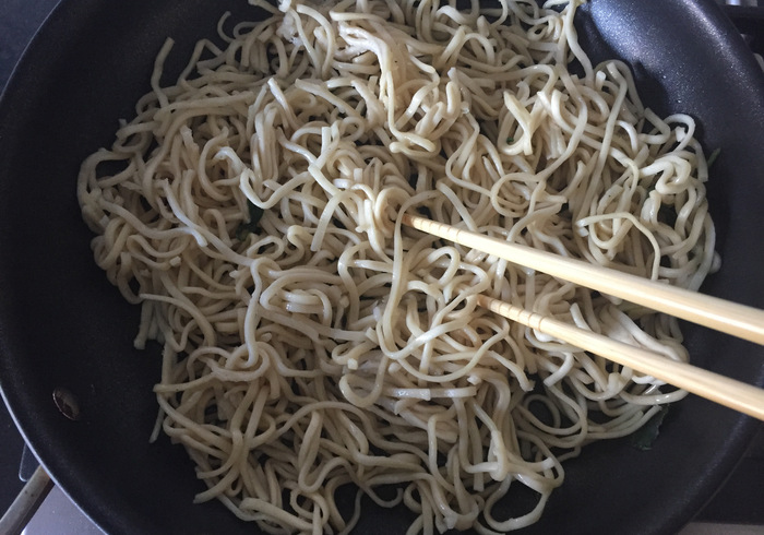 Noodles with egg tomato sauce 08