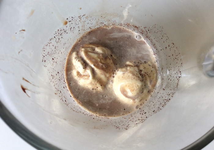 Chocolate milkshake 04