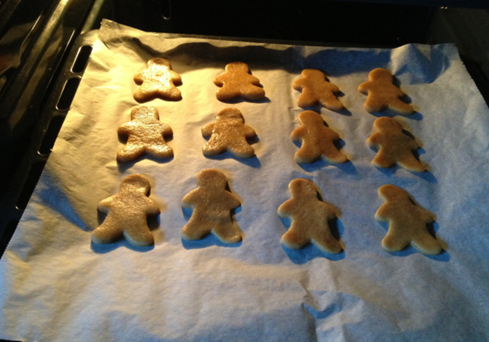 Gingerbread men 15