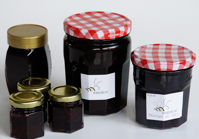 Forest fruit jam home