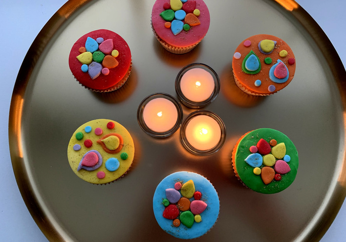 Divali cupcakes home