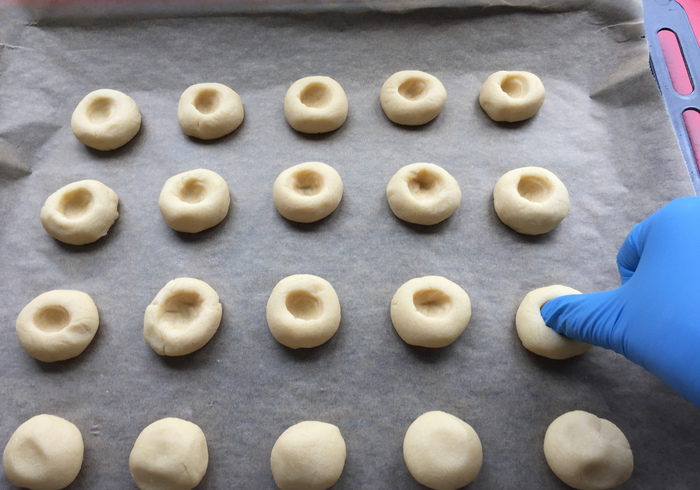 Thumbprint cookies 05