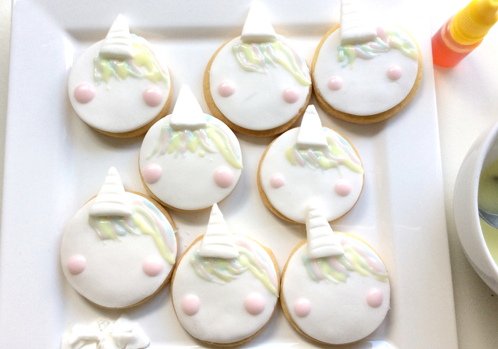 Unicorn biscuits 07