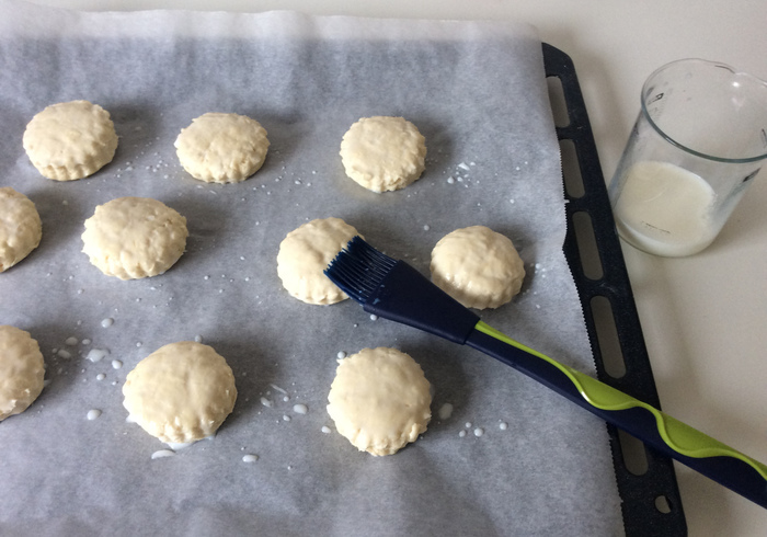 Cheese scones 10