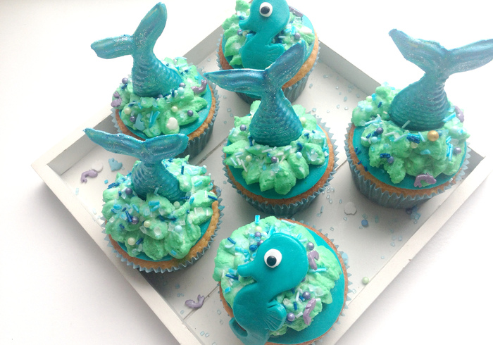 Mermaid cupcakes sidepicll