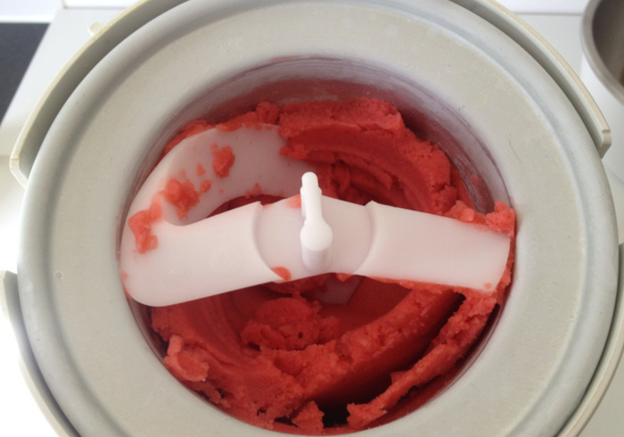 Strawberry sorbet 08