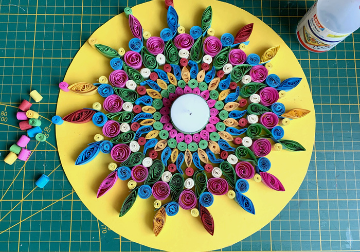 Quilling a rangoli 24