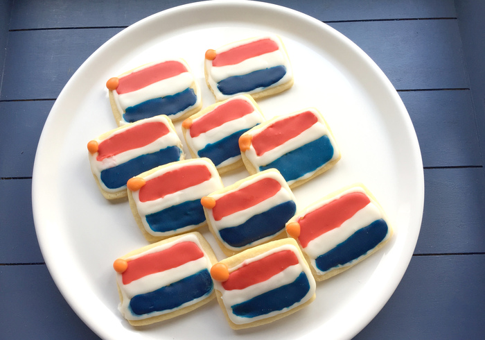 Dutch flags home