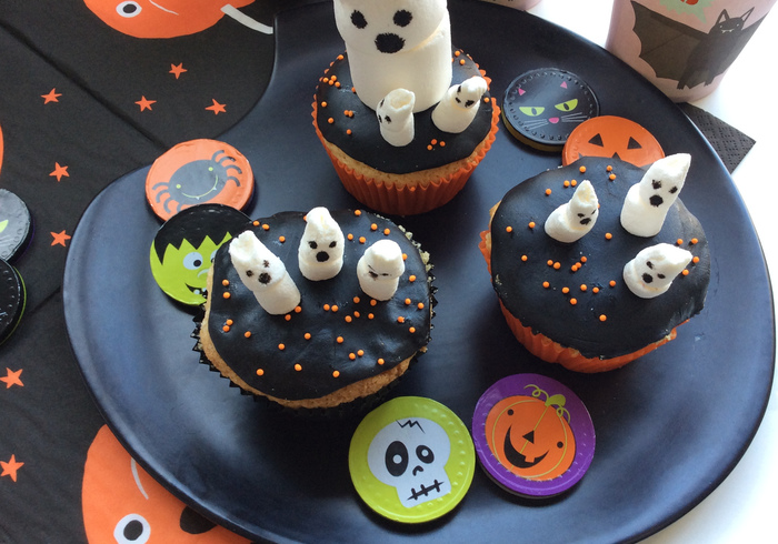 Glutenvrije spooky cupcakes sidepicll