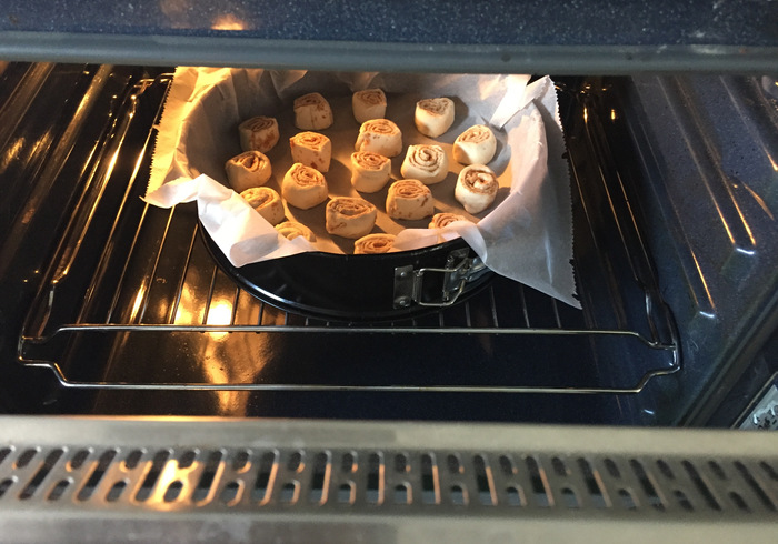 Easy cinnaman rolls 11