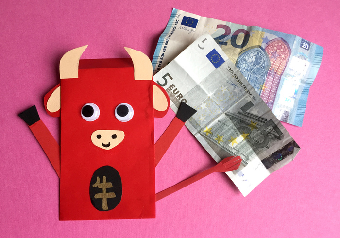 Hong bao ox home