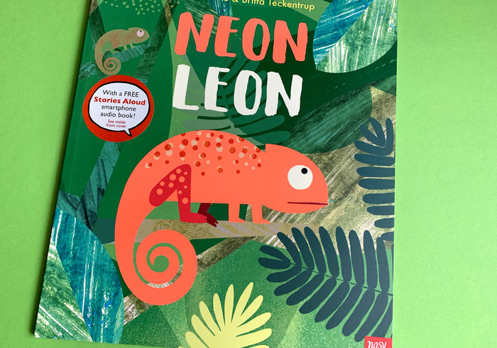 Neon leon home