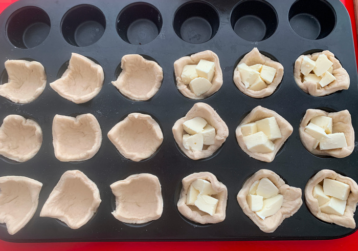 Cranberry mozzarella hapjes 11