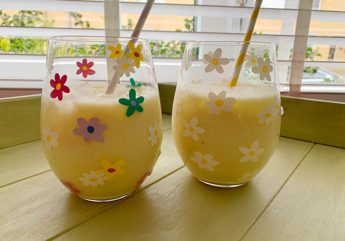 Banana split smoothie 10