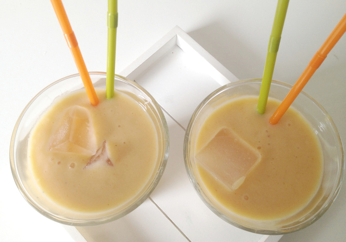 Mango peach milkshake home