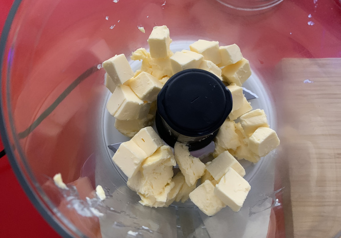 Cheesecake buttercream 02