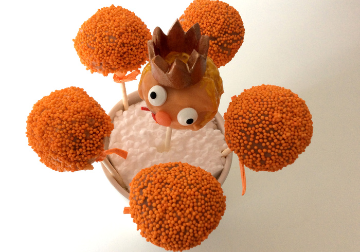 Orange cakepops home