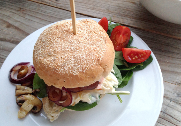 Fresh salmon burger sidepicll