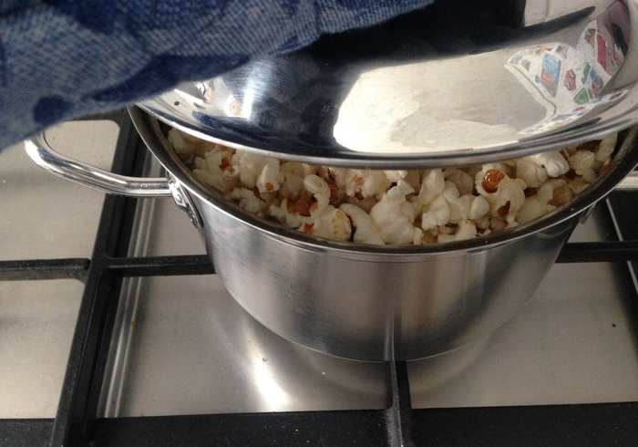 Snotty popcorn 03
