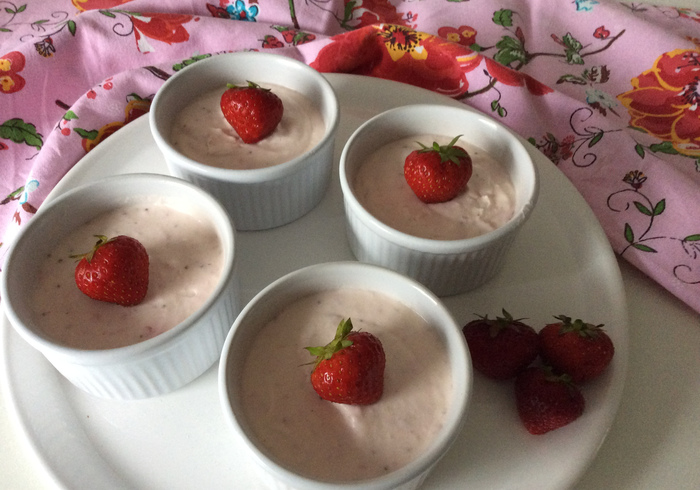 Strawberry mousse promo