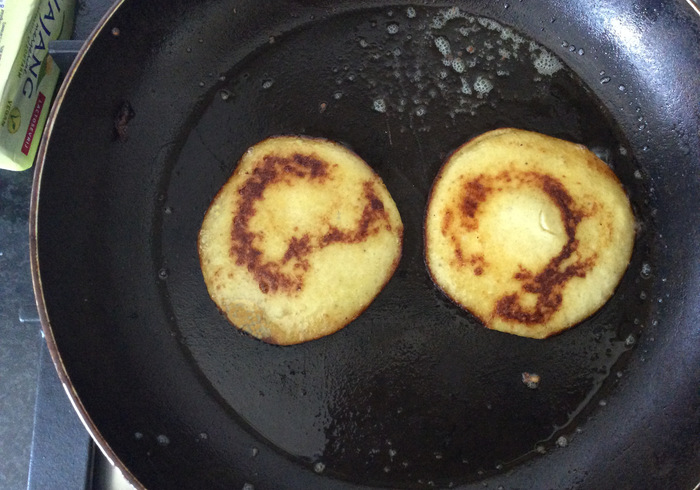 Bananen pannenkoekjes 08