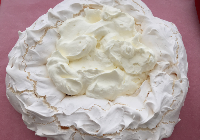 Meringue christmas wreath 15